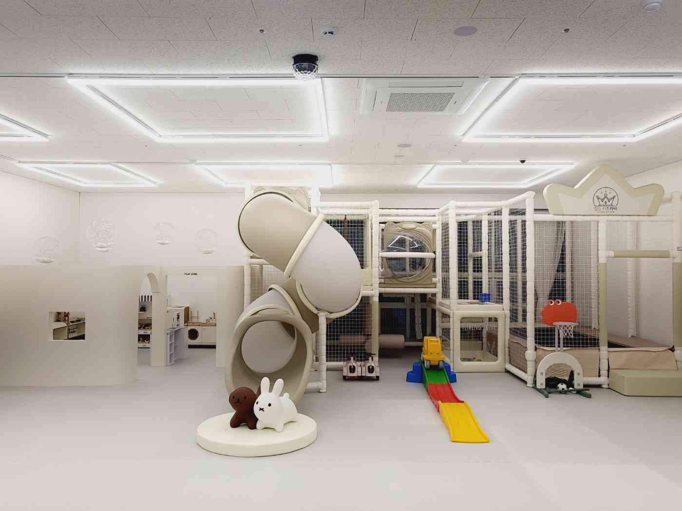 킹킹키즈카페 부산명지점