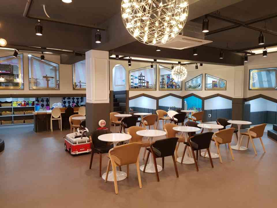 샤랄랄라키즈카페 삼문점