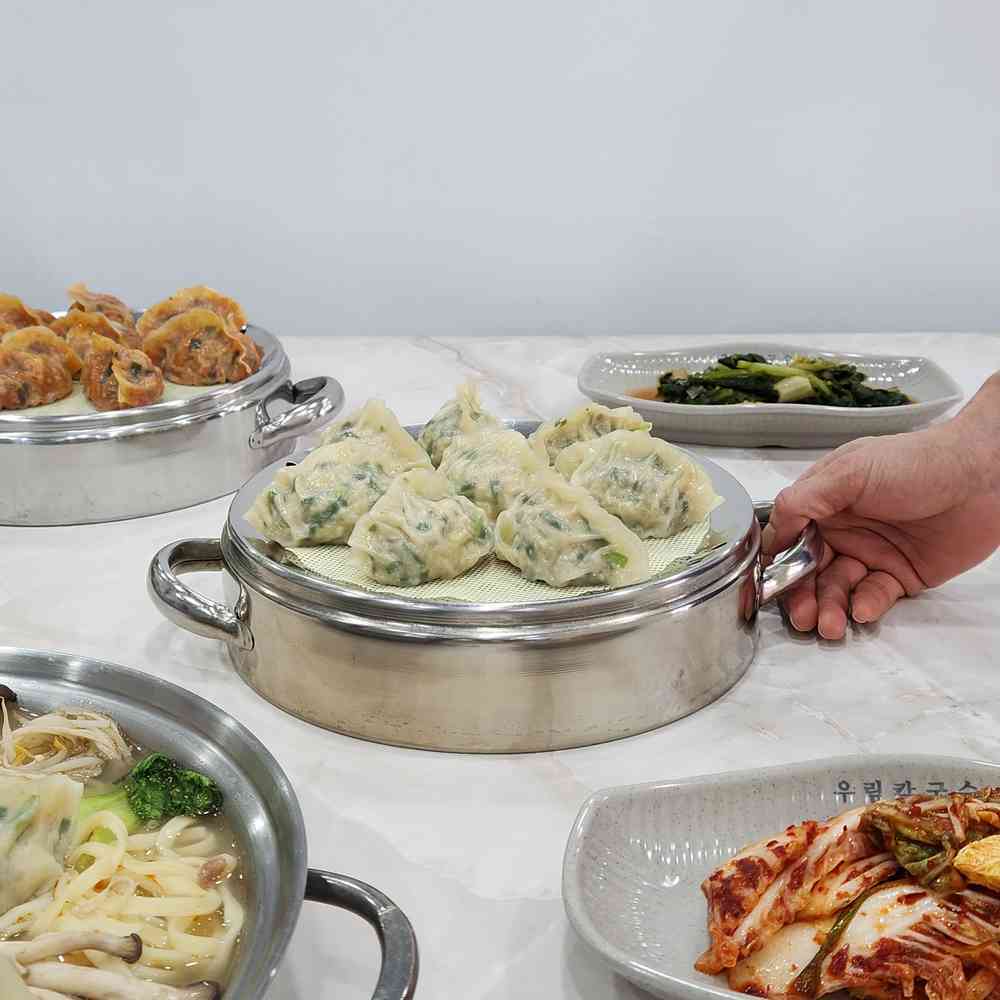 우림칼국수 신탄진점 내부