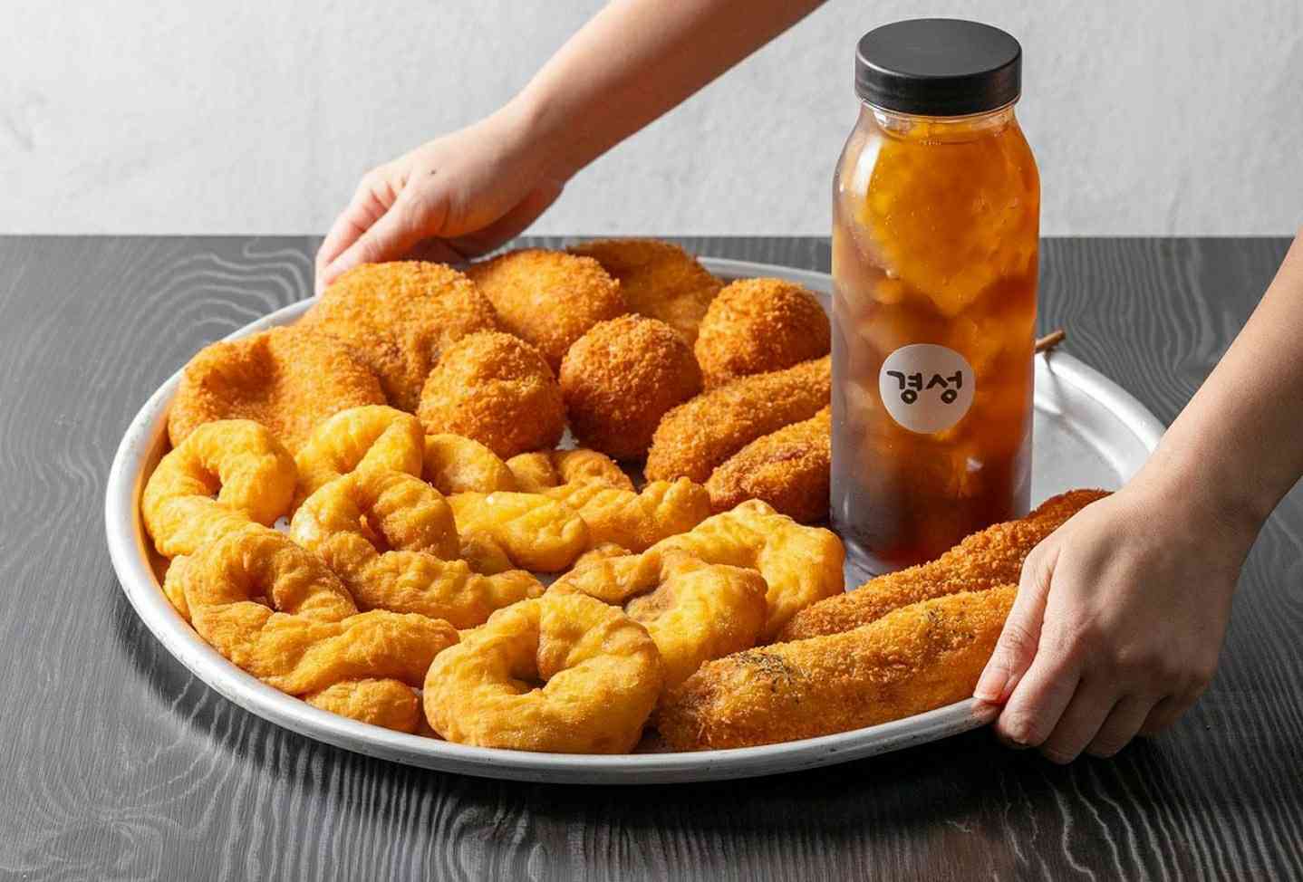 경성꽈배기 망미점 전경