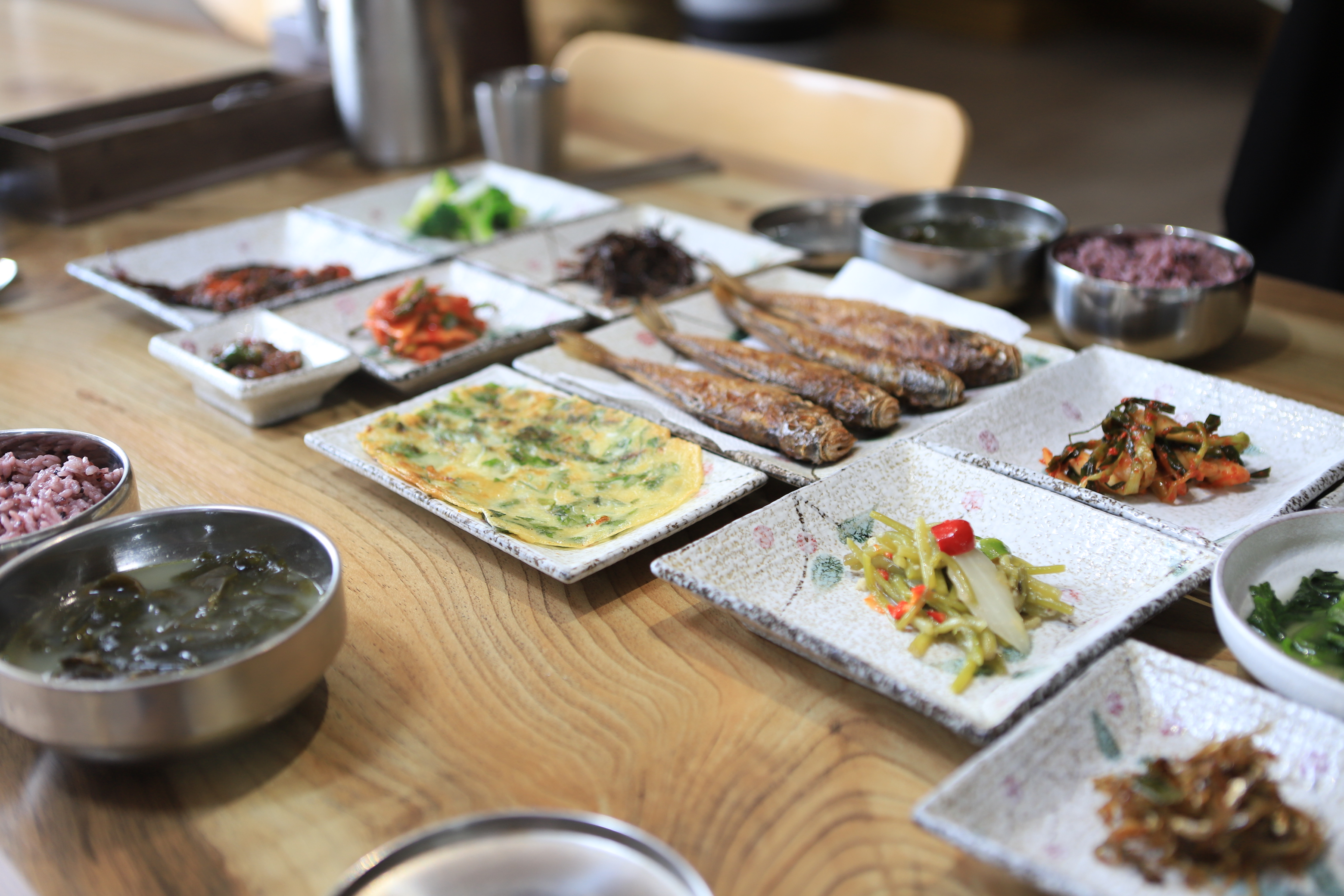 중앙식당 내부